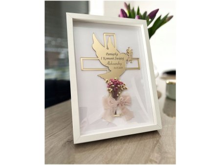 Pamiątka I Komunii Świętej z gołębicą w ramce - personalizowana