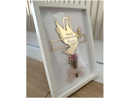 Pamiątka I Komunii Świętej z gołębicą w ramce - personalizowana