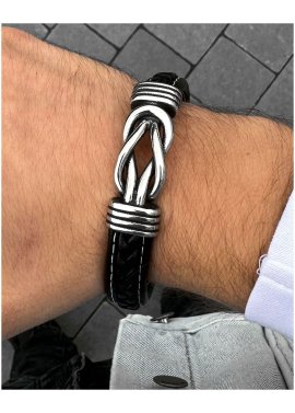 Czarna Bransoleta ze Skóry z elegancką ozdobą ze Stali