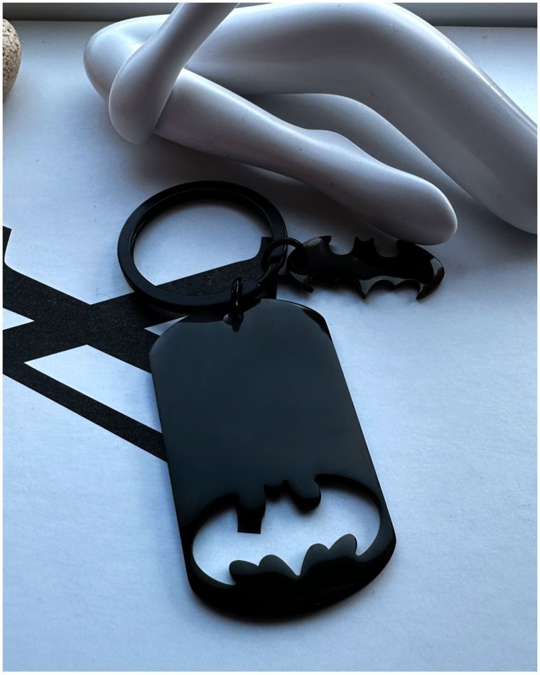 Brelok do kluczy z grawerem BATMAN CZARNY