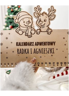 Drewniany kalendarz adwentowy z bałwankiem i Rudolfem –...