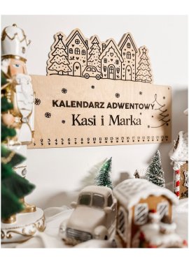 Drewniany kalendarz adwentowy z zimową wioską –...