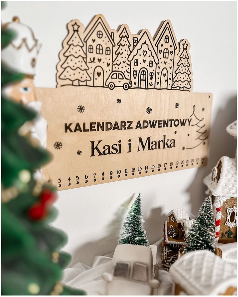 Drewniany kalendarz adwentowy z zimową wioską –...