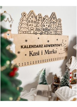 Drewniany kalendarz adwentowy z zimową wioską –...