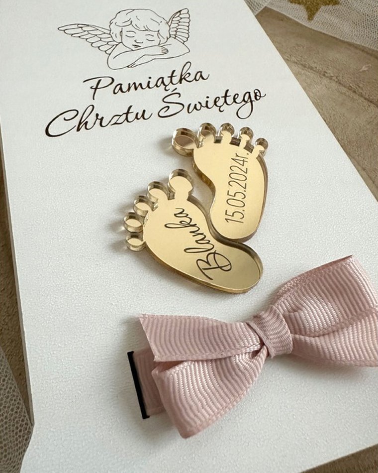 Drewniana pamiątka Chrztu Świętego z personalizacją BIAŁA
